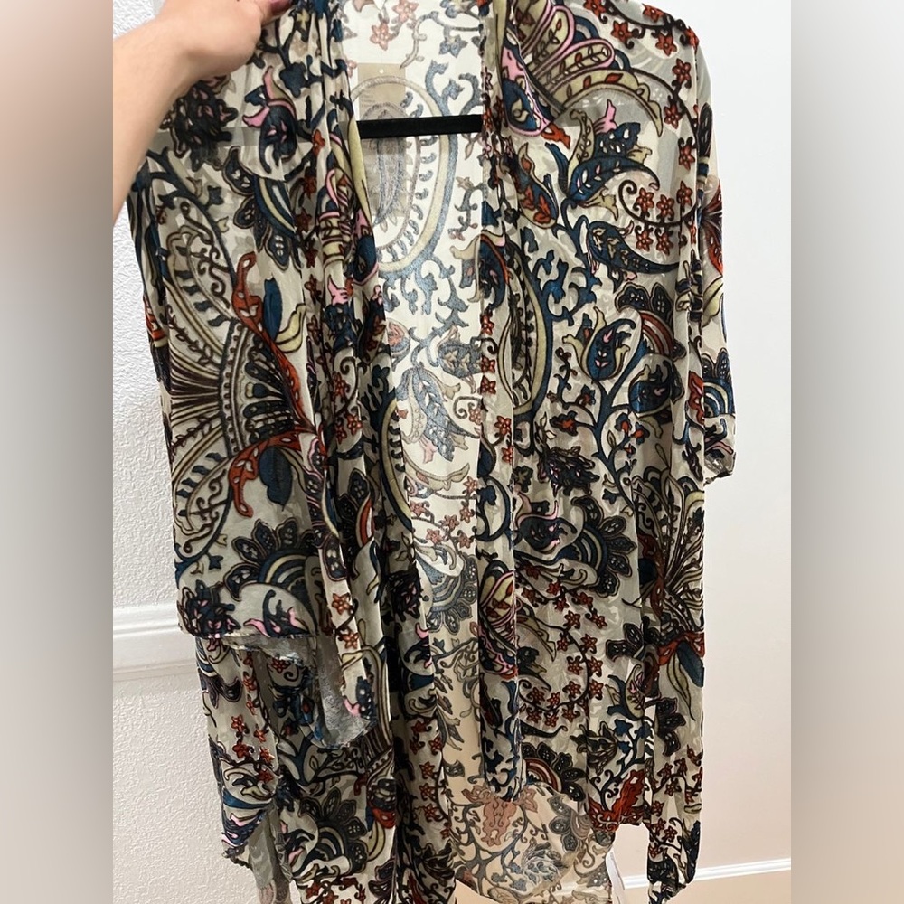 Urban Outfitters Floral Velvet Kimono